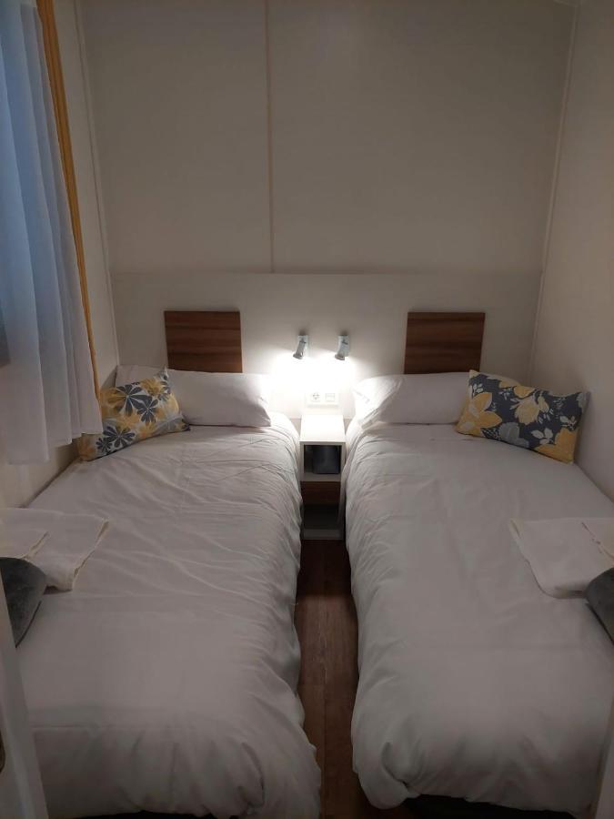 Camping Vila De Sarria Exterior foto